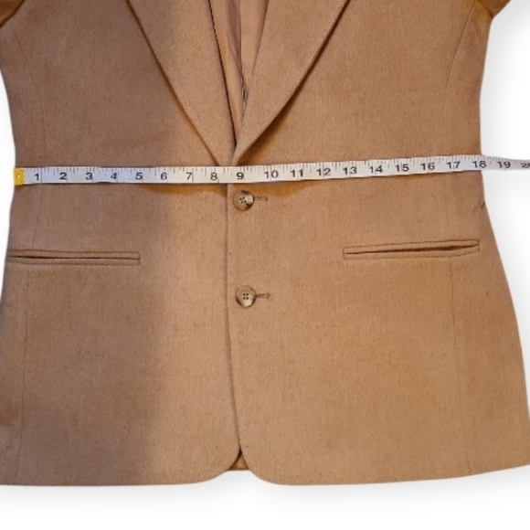Vintage Nordstrom Womens 100% Camel Hair Blazer Tan 2 Button Front Pockets - Picture 15 of 17